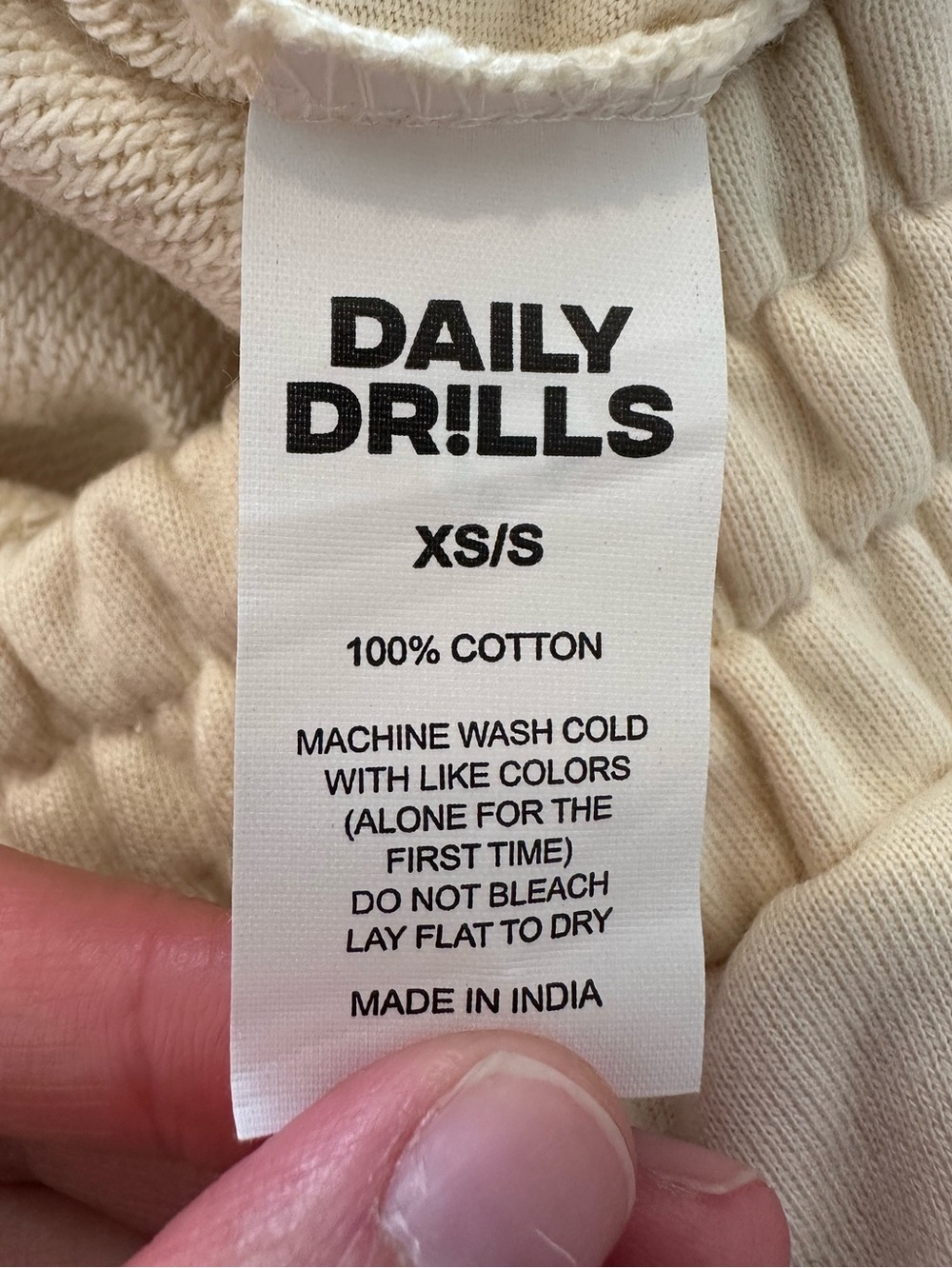 Daily Drills Super Shorts in Sand XS / S - Picture 6 of 6